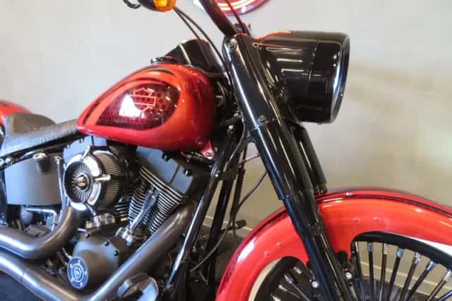 Harley-Davidson Night Train (2002) thumbnail 5