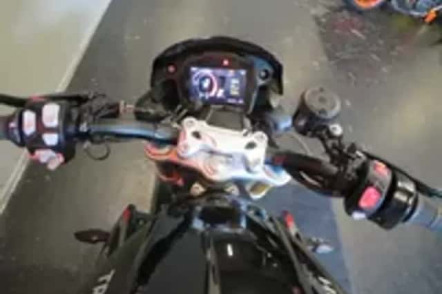 Triumph Speed Triple 1200 RS ABS PERFECT! (2021) thumbnail 5