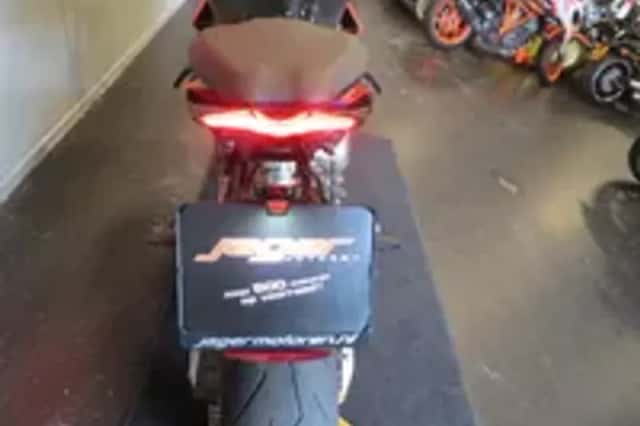 Aprilia Tuono 660 FACTORY (2024) thumbnail 4
