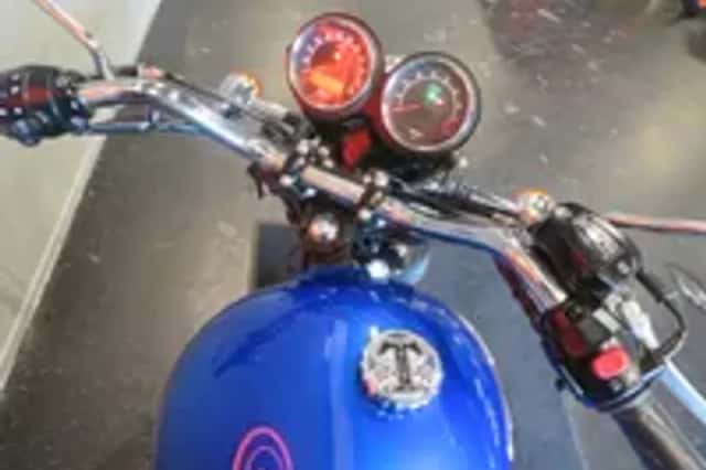 Triumph Bonneville T100 SUPERFRAAI! (2014) thumbnail 5
