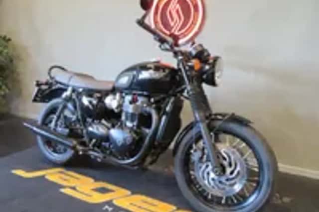 Triumph Bonneville T120 SUPER FRAAI! T 120 (2016) thumbnail 2
