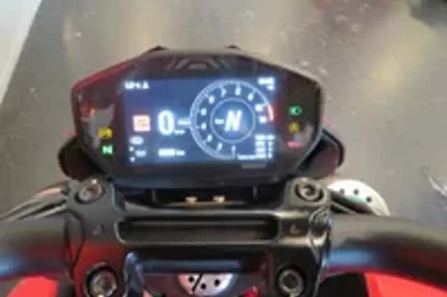 Ducati Hypermotard 950 SP SUPER STRAK! (2023) thumbnail 6