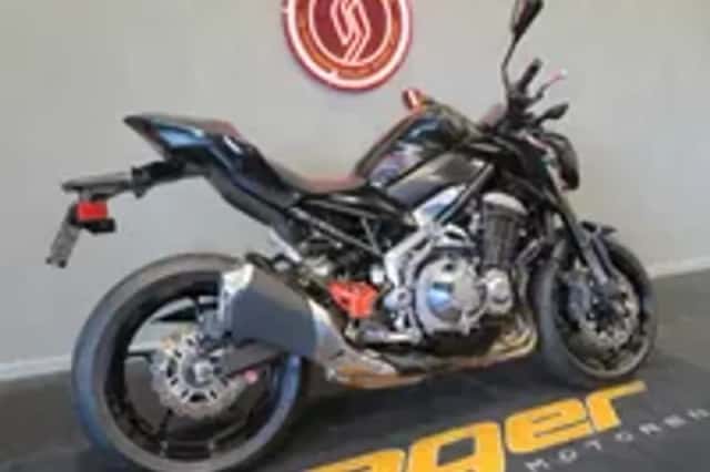 Kawasaki Z900 (2018) thumbnail 3