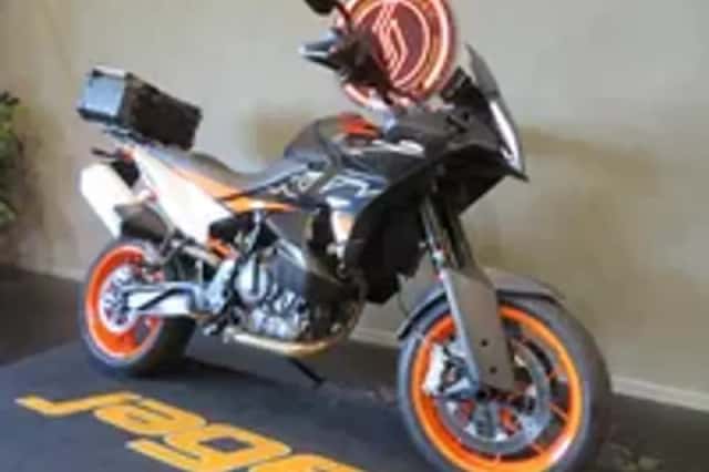 KTM 890 SMT TOP-CASE HISTORIE (2026) thumbnail 2