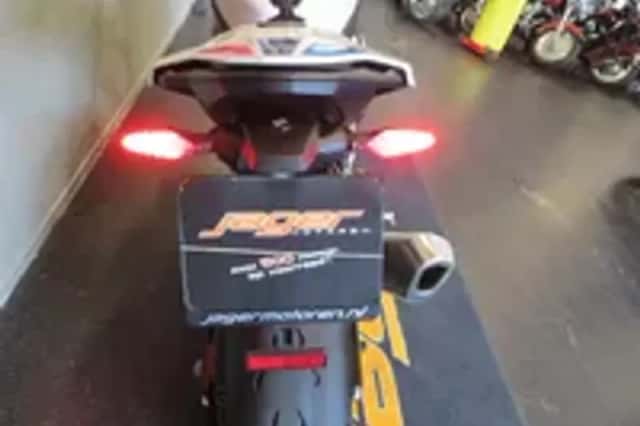 BMW S 1000 RR (2020) thumbnail 4