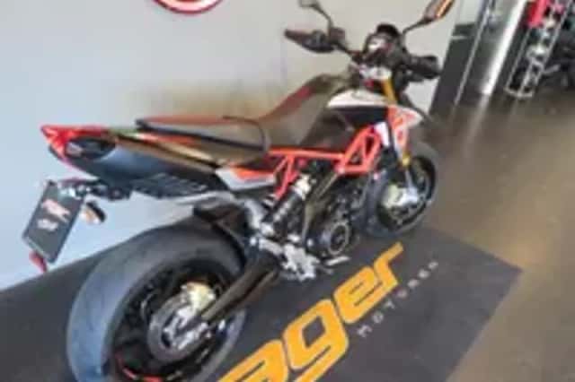 Aprilia Dorsoduro 900 ABS 1STE EIG. NIEUWST (2021) thumbnail 3
