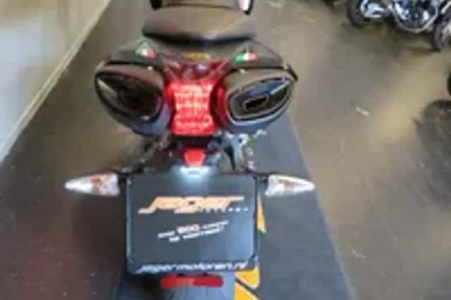 Aprilia Dorsoduro 900 ABS 1STE EIG. NIEUWST (2021) thumbnail 4