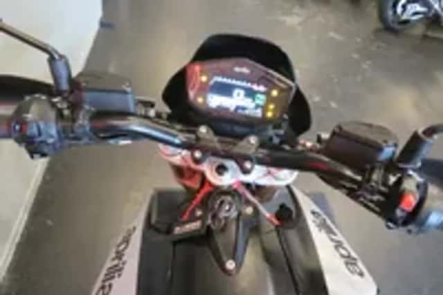 Aprilia Dorsoduro 900 ABS 1STE EIG. NIEUWST (2021) thumbnail 5