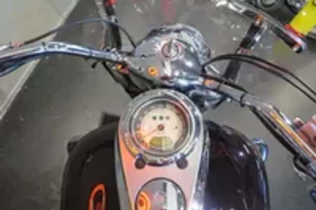 Kawasaki Vulcan VN 2000 CLASSIC SUPER FRAAI! (2004) thumbnail 5
