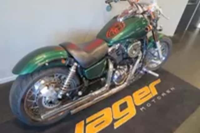 Kawasaki VN1500 CLASSIC MOOIE BOBBER! (1999) thumbnail 3