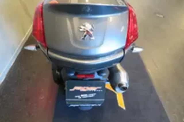Peugeot Metropolis 400 ABS WHITE EDITION LT (2020) thumbnail 4