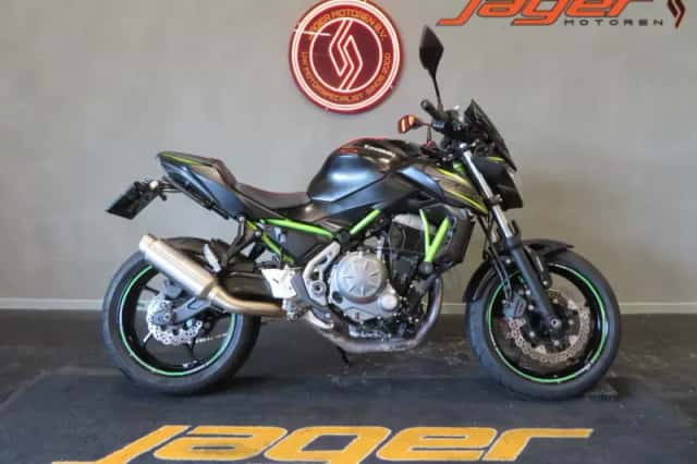 Kawasaki Z650 (2018) thumbnail 1