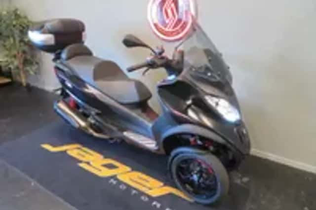 Piaggio MP3 500 HPE SPORT ADVANCED TOPPER! (2021) thumbnail 2