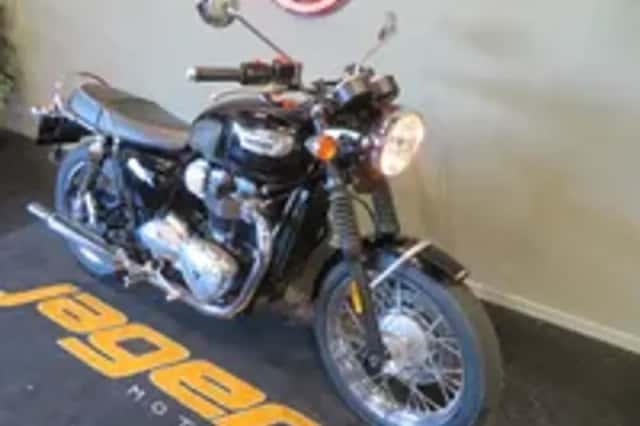 Triumph Bonneville T 100 (2018) thumbnail 2