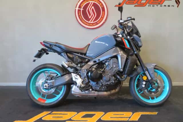 Yamaha MT-09 (2023) thumbnail 1