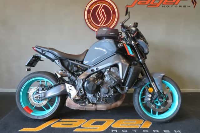 Yamaha MT-09 (2023) thumbnail 1