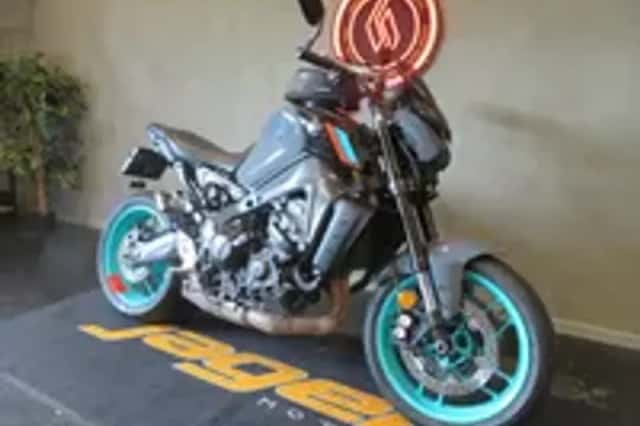 Yamaha MT-09 (2023) thumbnail 2