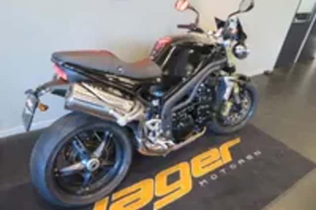 Triumph Speed Triple 1050 (2007) thumbnail 3