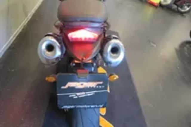 Triumph Speed Triple 1050 (2007) thumbnail 4