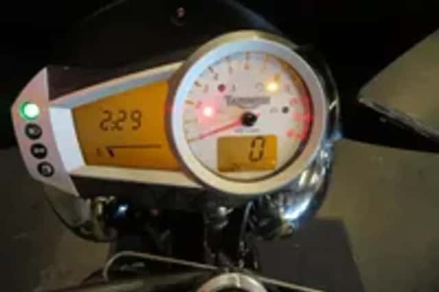 Triumph Speed Triple 1050 (2007) thumbnail 6
