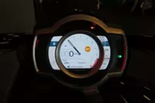 Triumph Rocket 3 R (2021) thumbnail 6