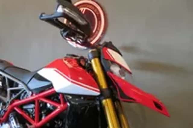 Ducati Hypermotard 950 SP (2020) thumbnail 5