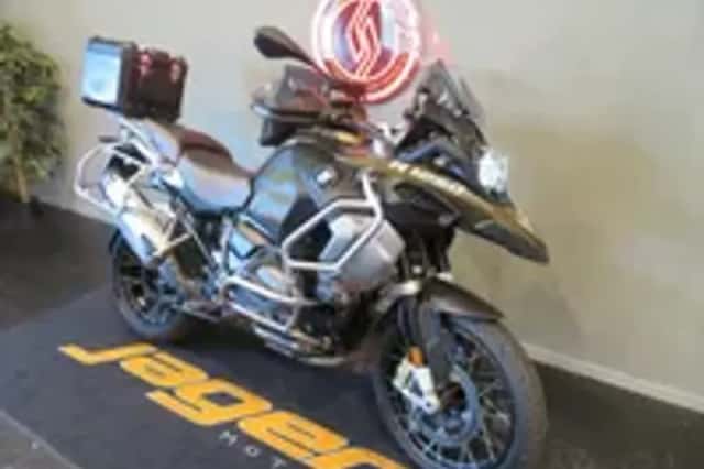BMW R 1250 GS Adventure EXCLUSIVE VOL!! (2019) thumbnail 2