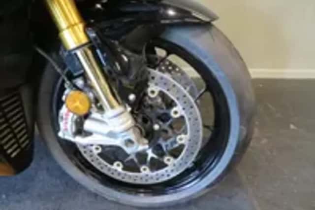 Honda CBR1000RR (2021) thumbnail 6