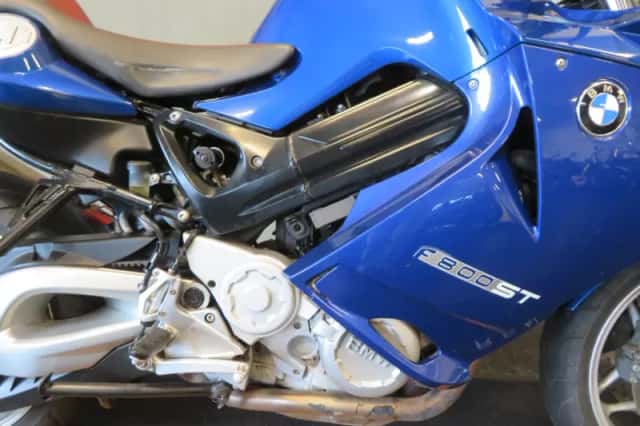 BMW F 800 ST (2006) thumbnail 6