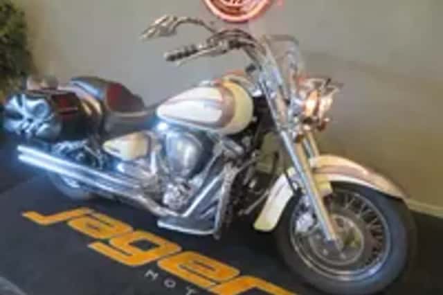 Yamaha XV 1600 Wildstar (2003) thumbnail 2