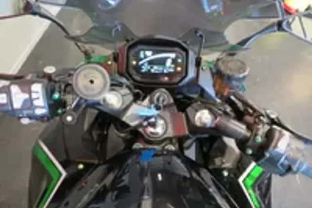 Kawasaki Ninja 1000SX (2023) thumbnail 5