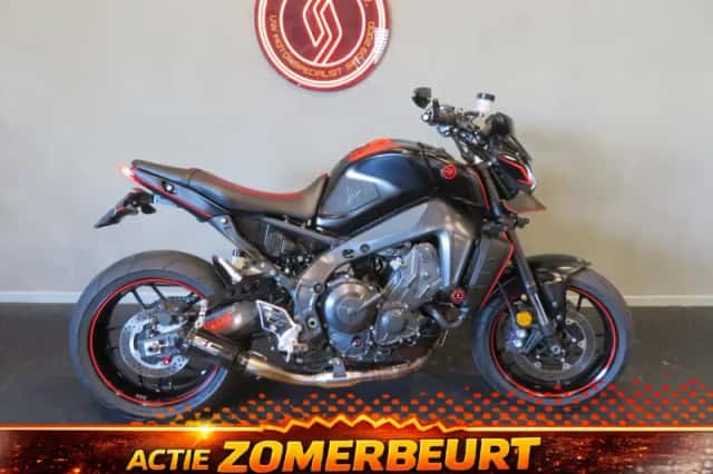 Yamaha MT-09 (2021) thumbnail 1