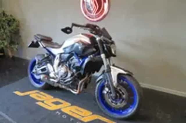 Yamaha MT-07 (2015) thumbnail 2