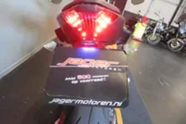 Yamaha MT-07 (2015) thumbnail 4