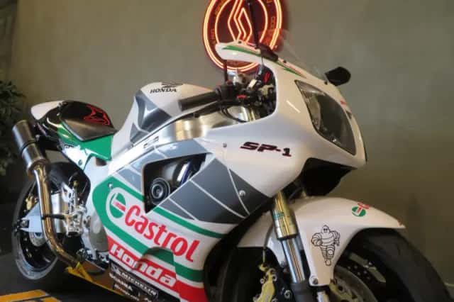 Honda VTR 1000 SP 1 (2001) thumbnail 5