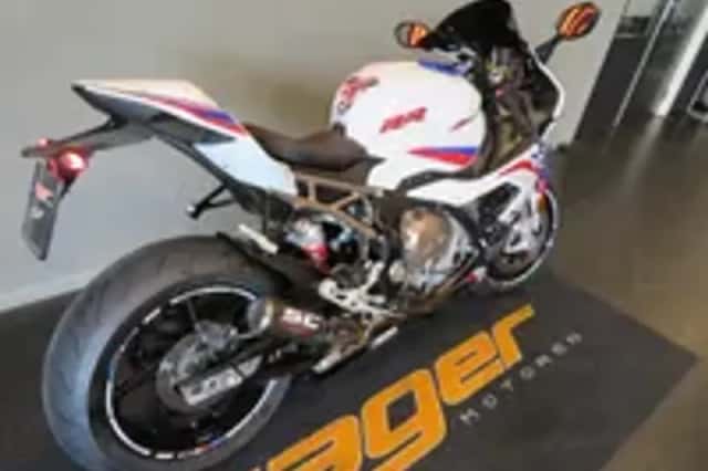 BMW S 1000 RR (2020) thumbnail 3