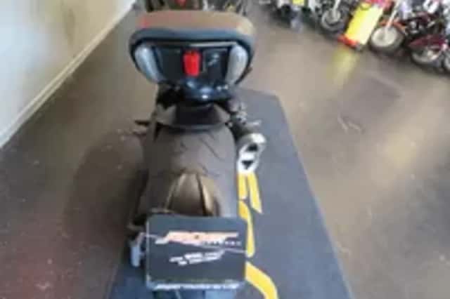 Ducati Diavel (2011) thumbnail 4