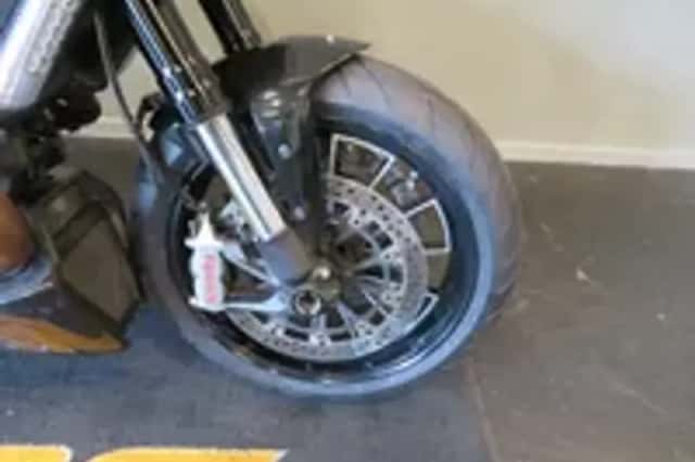 Ducati Diavel (2011) thumbnail 6