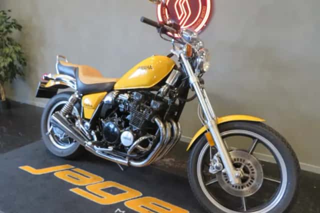 Yamaha XJ 700 S Maxim (1989) thumbnail 2