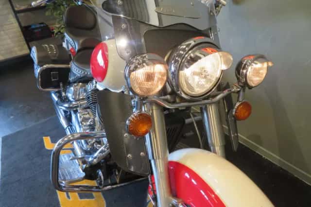 Yamaha XVZ 1300 ROYALSTAR (1996) thumbnail 5