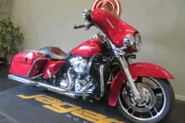 Harley-Davidson Street Glide (2012) thumbnail 2