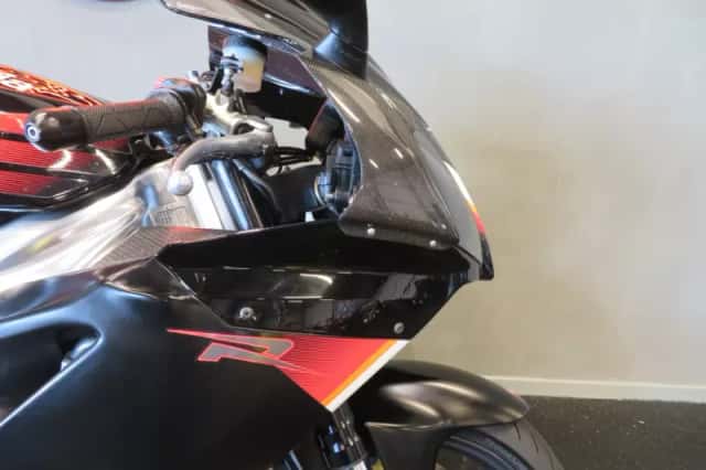 Aprilia RSV 1000 R (2004) thumbnail 6
