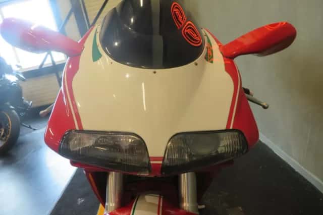 Ducati 748 (2001) thumbnail 4