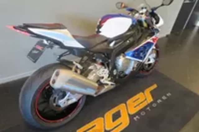 BMW S 1000 RR (2019) thumbnail 3