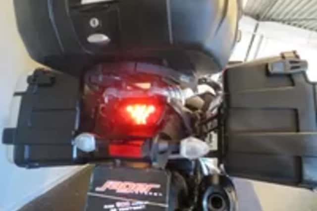 Suzuki V-Strom (2016) thumbnail 4