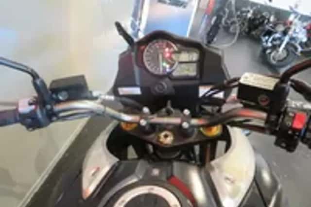 Suzuki V-Strom (2016) thumbnail 6