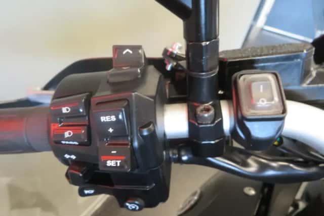 Yamaha TENERE 1200 SUPER TENERE (2019) thumbnail 6