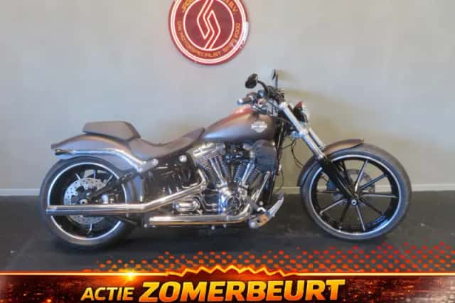Harley-Davidson Breakout (2014) thumbnail 1