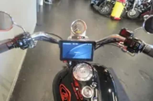 Harley-Davidson Super Glide FXDCI DYNA CUSTOM Harley-Davidson (2005) thumbnail 5