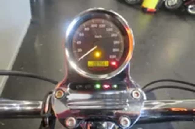 Harley-Davidson Super Glide FXDCI DYNA CUSTOM Harley-Davidson (2005) thumbnail 6